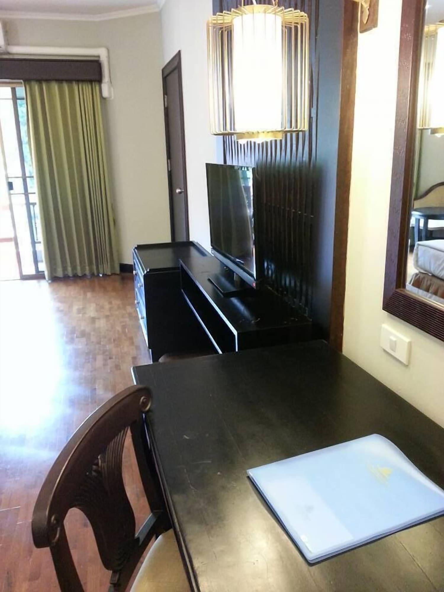 Suan Bua Hotel & Resort Ban Pong  Luaran gambar