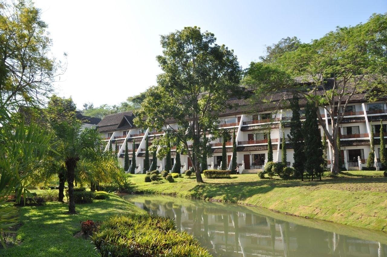 Suan Bua Hotel & Resort Ban Pong  Luaran gambar