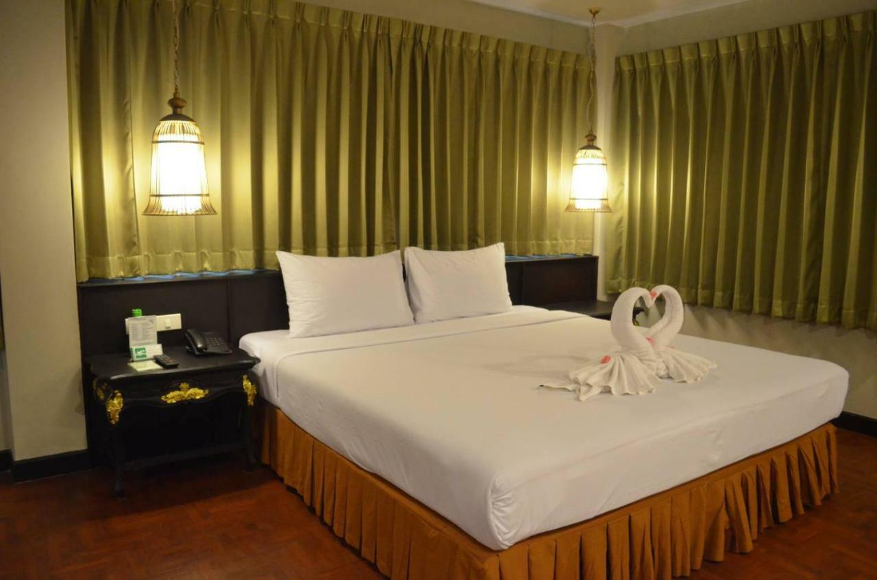 Suan Bua Hotel & Resort Ban Pong  Luaran gambar